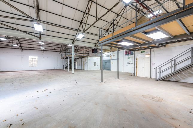 Warehouse to let in Bryan Avenue, London