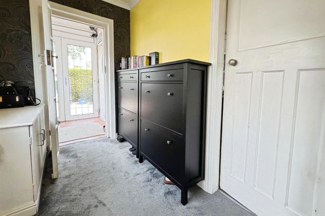 23, Buttermere Road, Bradford photo 2