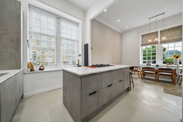 20, Parklands View, Crookston, Glasgow photo 3