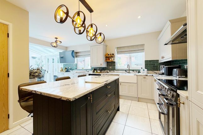 42, Moss Wood Court, Wrexham photo 4