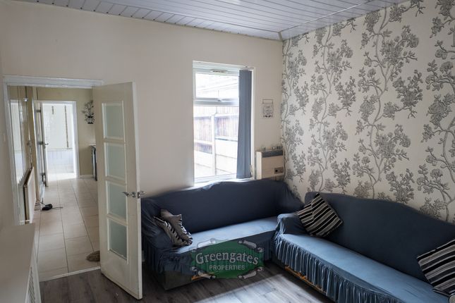 133 Formans Road, Birmingham photo 3