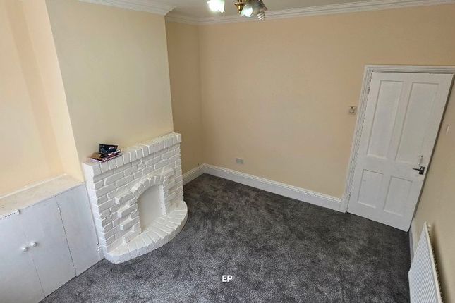 25 Meynell Road, Leicester photo 2