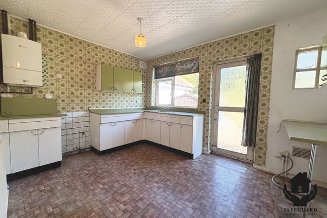 44, Dacre Gardens, Chigwell photo 3