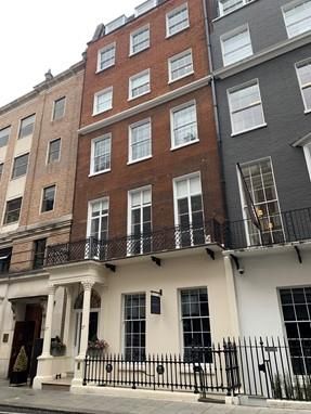 Office to let in 27 Dover Street, London, Greater London