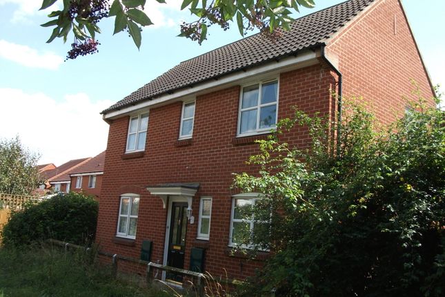 Thumbnail Semi-detached house to rent in Youens Drive, Thame, Oxfordshire