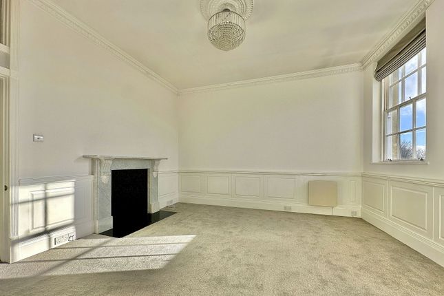 6,Flat 2, Lansdown Place West, Bath photo 3