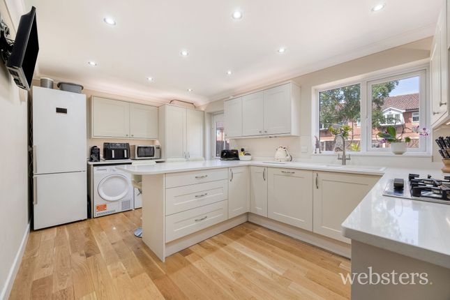 21 Longdale, Norwich photo 2
