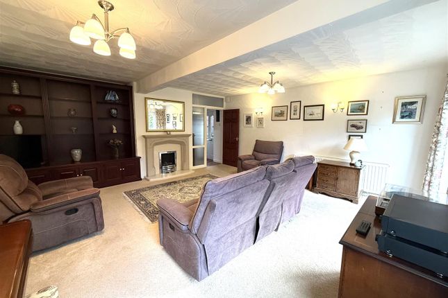 32, Brereton Road, Rugeley photo 3
