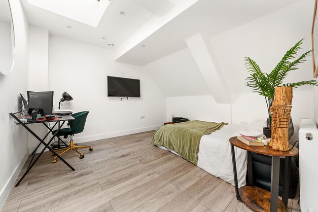 Flat for sale in High Street, Leatherhead, Surrey