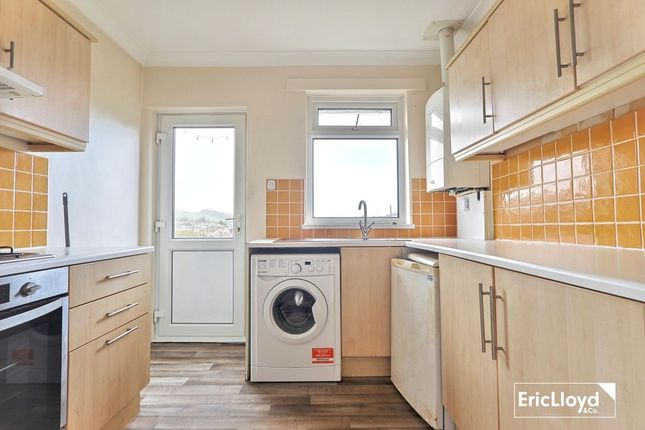 3, Sellick Avenue, Brixham photo 3