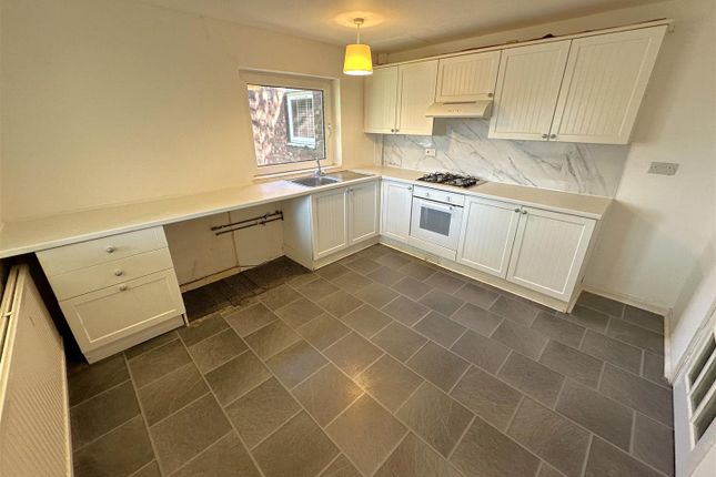 94, Orkney Walk, Corby photo 2