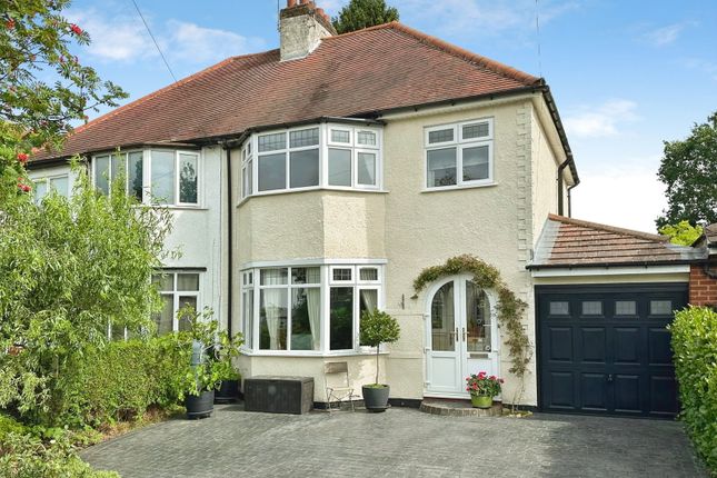 58, Wychbury Road, Finchfield, Wolverhampton photo 2
