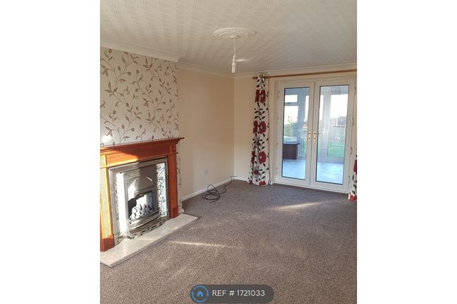 Thumbnail Semi-detached house to rent in Salisbury Drive, Waltham, Grimsby