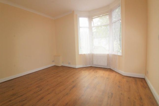 Flat to rent in Clarence Road, Enfield, Greater London