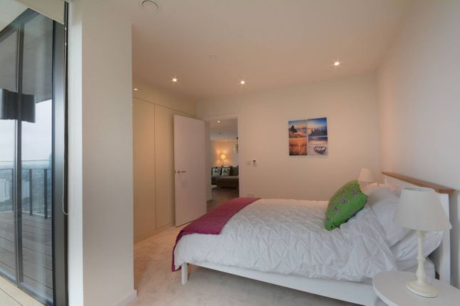 Flat to rent in St Gabriel Walk, Elephant And Castle