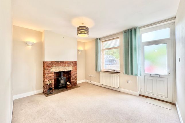 9 Park View, Dungreave Avenue, Darley Dale photo 2