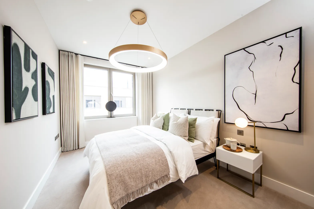 Flat for sale in Horseferry Road, London