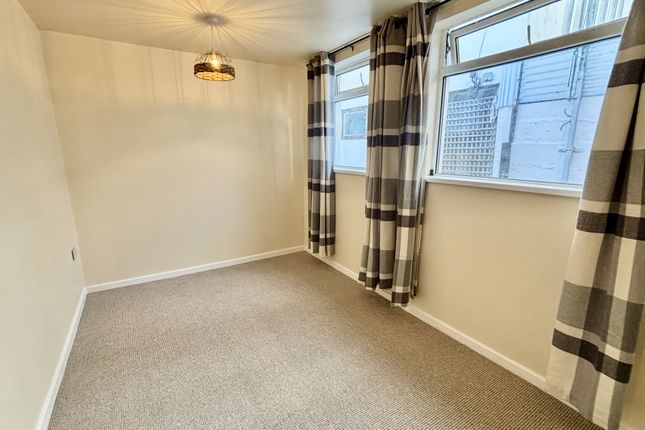6 Daniel Place, Penzance photo 5