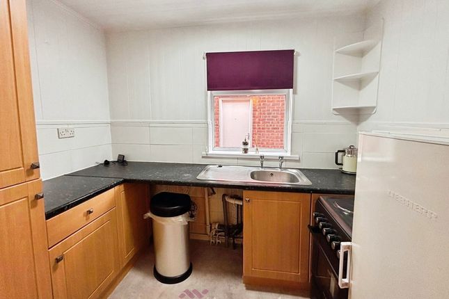 15, Stoops Lane, Doncaster photo 3