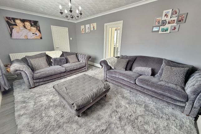 30, Elkstone Road, Portsmouth photo 4