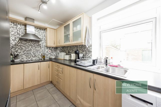 4, Belworth Court, Cheltenham photo 4
