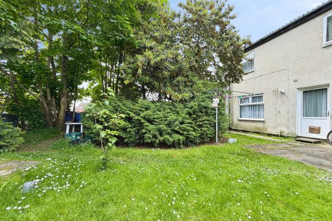8, Camberley Road, Knowle photo 4