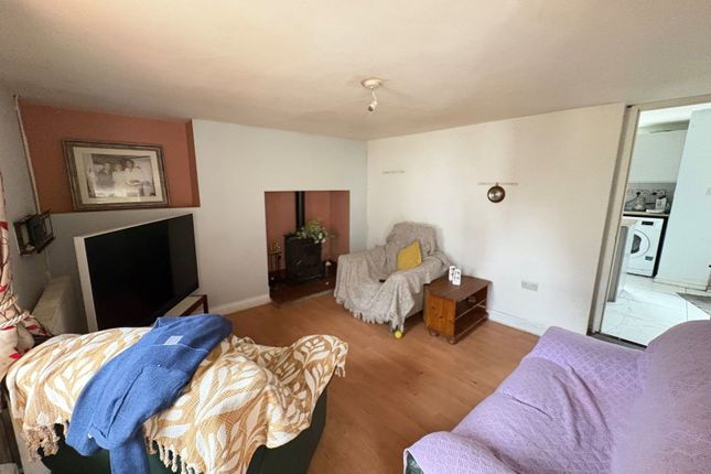 22, Park Street, Ammanford photo 3