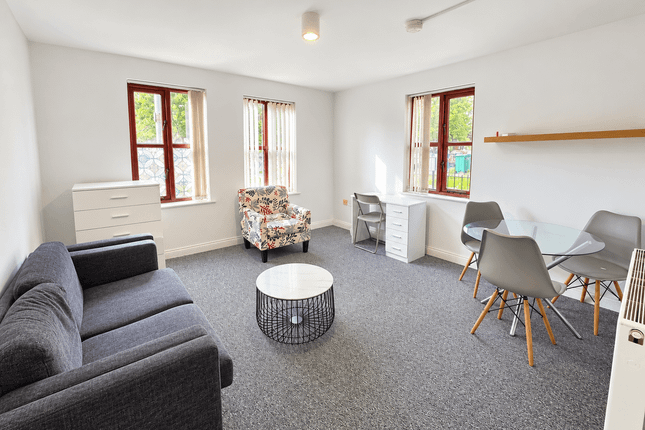 FLAT 1 HUDSON COURT, 61 ARDWICK GREEN NORTH, MANCHESTER photo 2