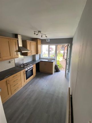 Flat to rent in Clumber Court, Clumber Crescent South, Nottingham