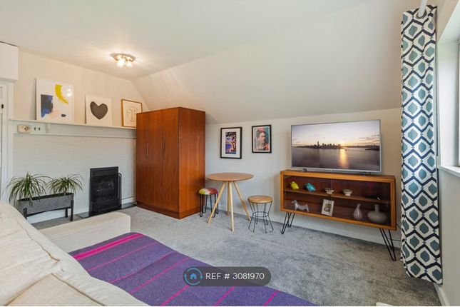 Waterlow Court Heath Close, London photo 5