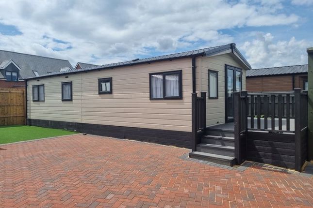 Thumbnail Lodge for sale in Tewkesbury Road, Norton, Gloucester