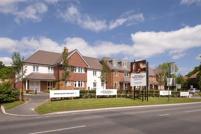 Thumbnail Flat for sale in Outwood Lane, Chipstead, Coulsdon, Surrey