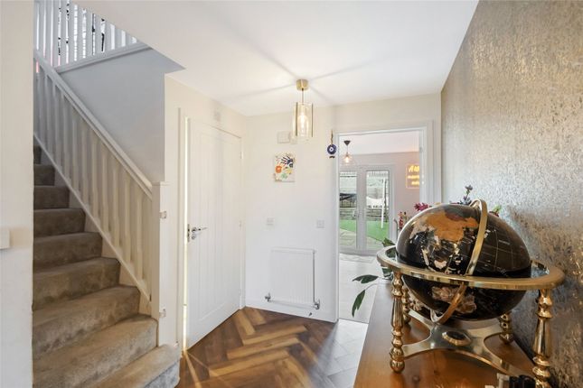 9, Rosehall Gardens, Glasgow photo 2