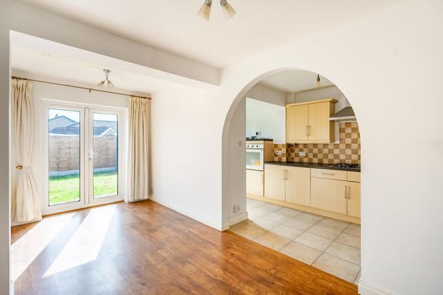 6, Heath Croft, York photo 3