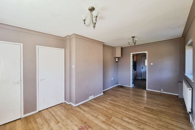 1, Bluebell Court, Doncaster photo 3