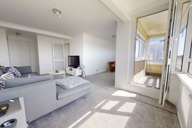 Flat 16 , Berriedale House, 251-255 Kingsway, Hove photo 4