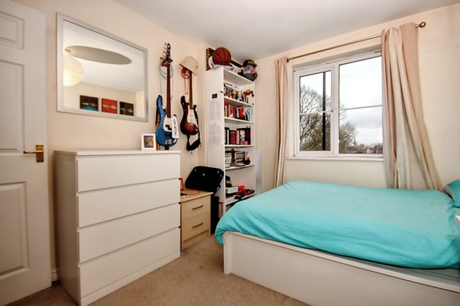 Flat for sale in Bewick Croft, Coventry