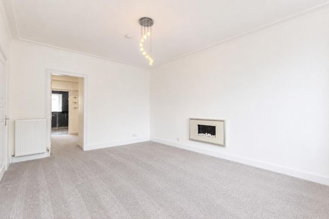 207, Lochend Road, Gartcosh photo 4