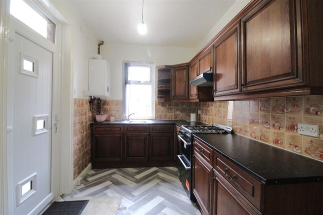 Crosland Road, Thornton Lodge photo 3
