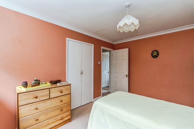 29, Fern Road, Hampshire photo 3