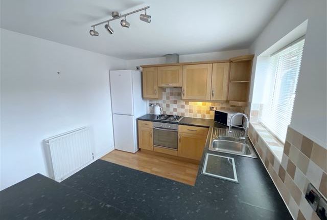81, Grange Farm Drive Aston, Sheffield photo 4