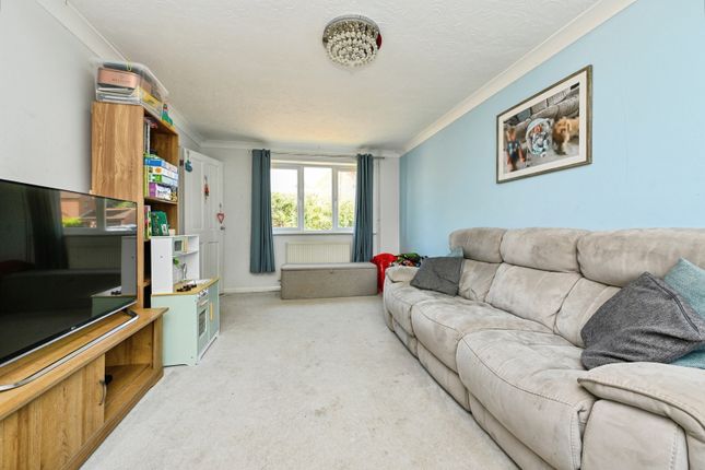 13, Crown Gardens, King's Lynn photo 2