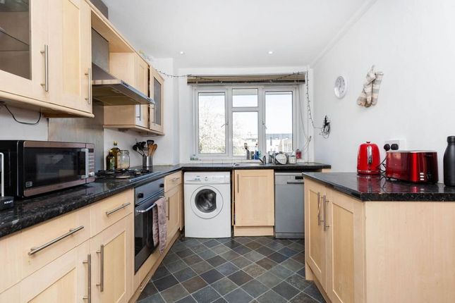 Flat to rent in Mitchison Road, London