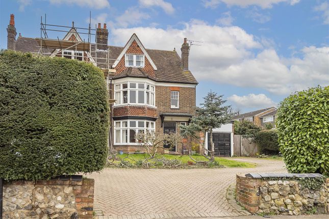 Thumbnail Semi-detached house for sale in Milton Road, Harpenden