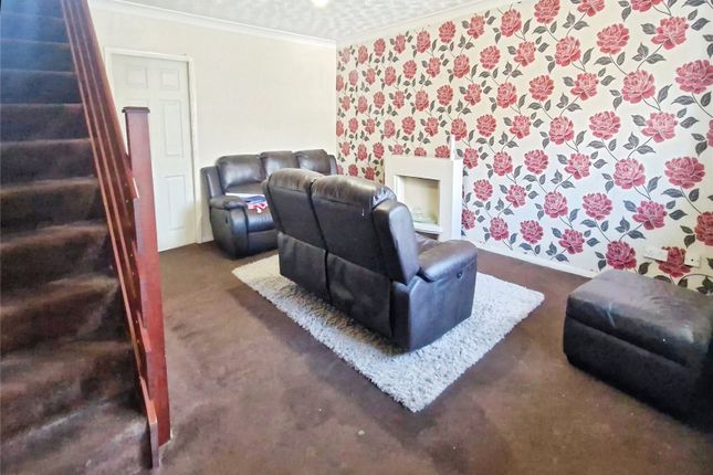 2, Harrowby Court, Bolton photo 2