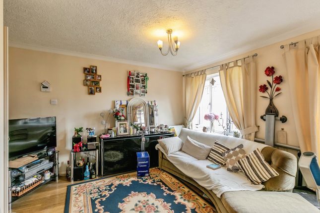 19, Hawthorn Crescent, Bristol photo 5