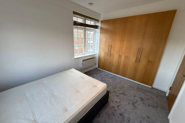 Langford Court, Abbey Road, London photo 4