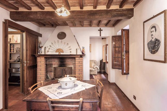 Apartment for sale in Cetona, Cetona, Toscana