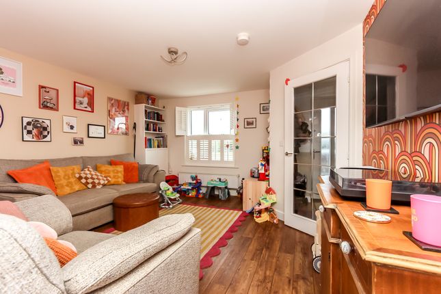 80, Beaumont Road, Wellingborough photo 4