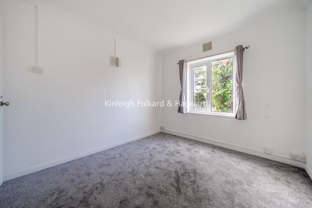 68, Burnham Crescent, Kent photo 4
